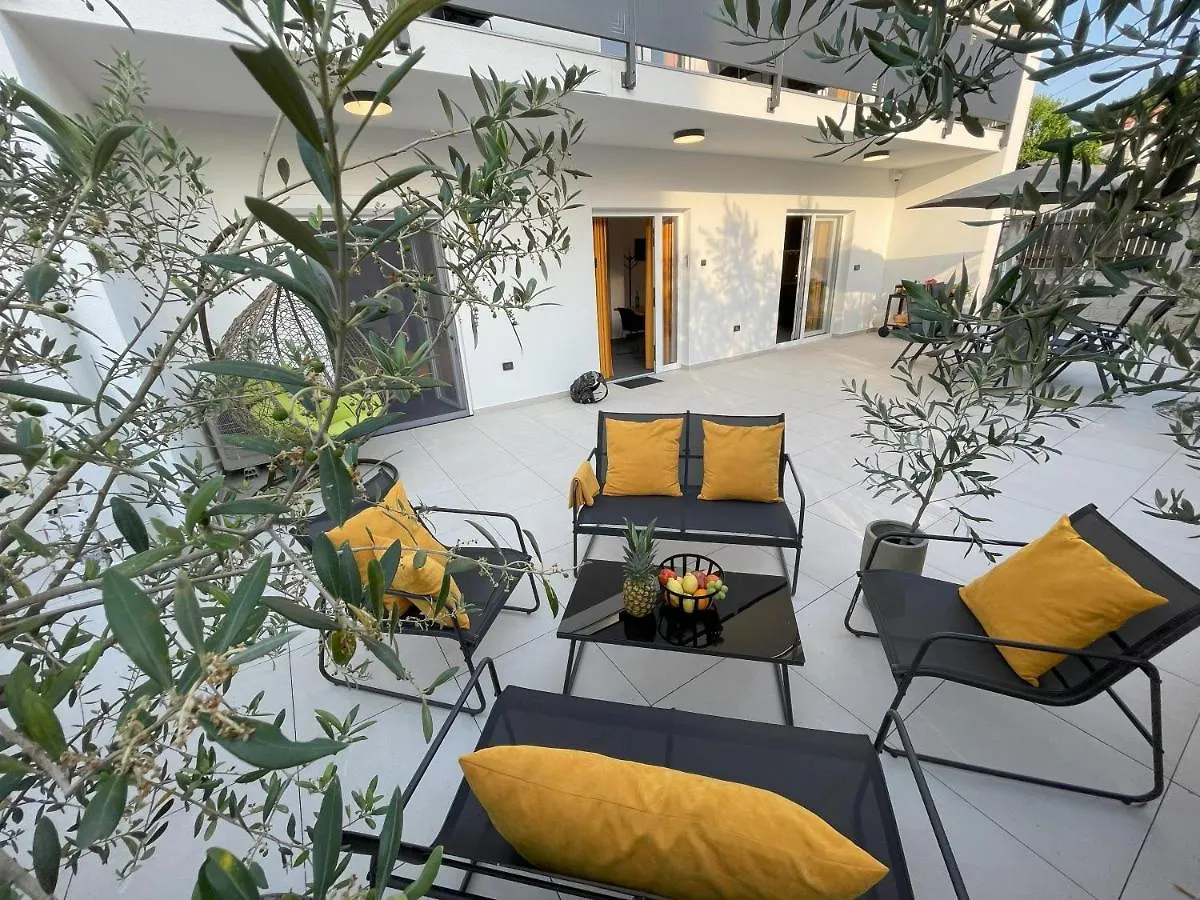 פולה Valkane Beach Apartments קרואטיה